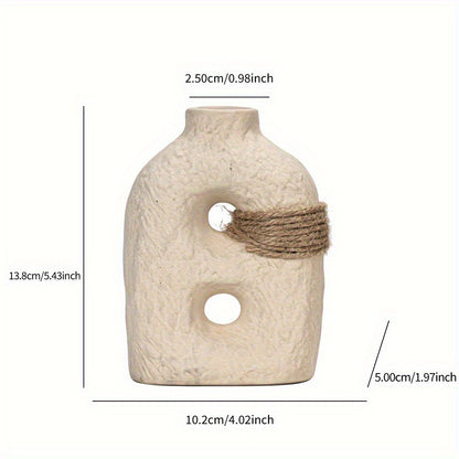 Vase en céramique au design géométrique – Élégance moderne